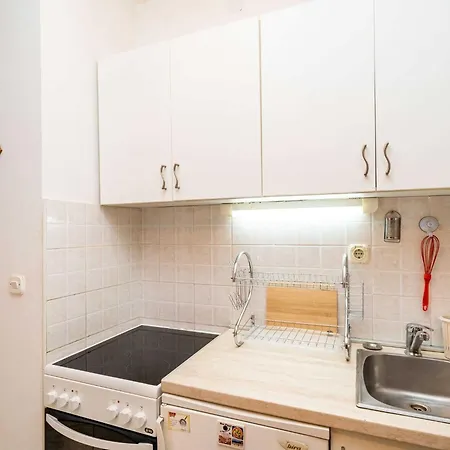 Matej - One Bedroom Rtava S Dakse * Ντουμπρόβνικ