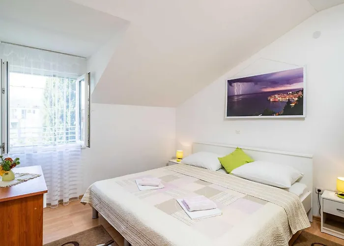 Matej - One Bedroom Rtava S Dakse *